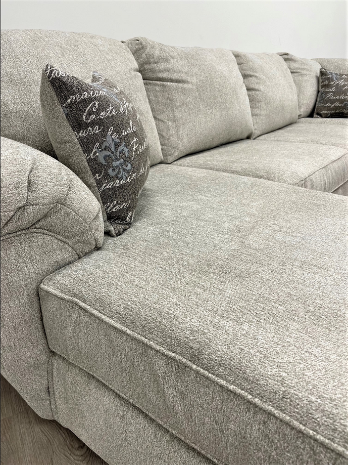 Brentwood Linen Sectional