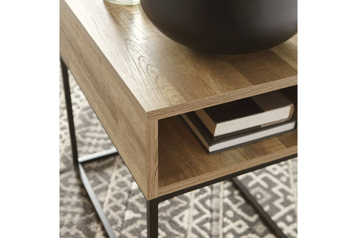 Gerdanet Natural End Table