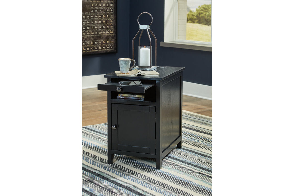 Treytown Black Chairside End Table