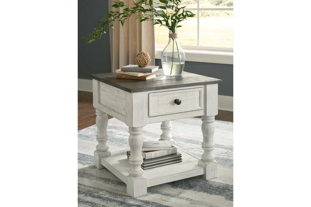 Havalance White/Gray End Table