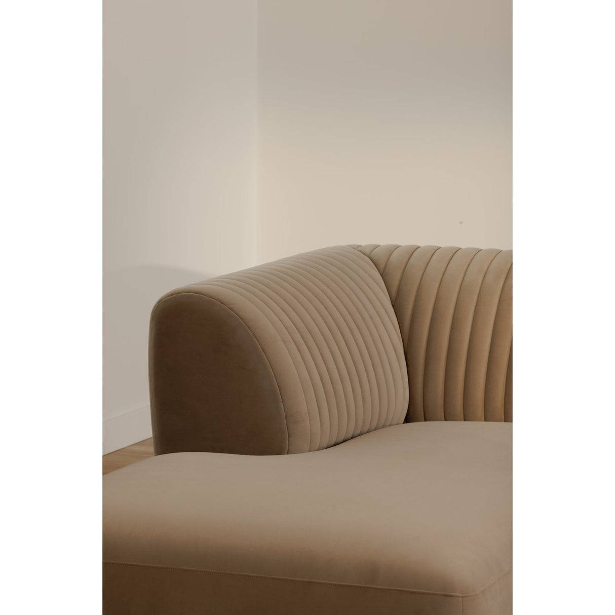 Zandro Beige Left Sectional by Moe's Home at Eve Furniture