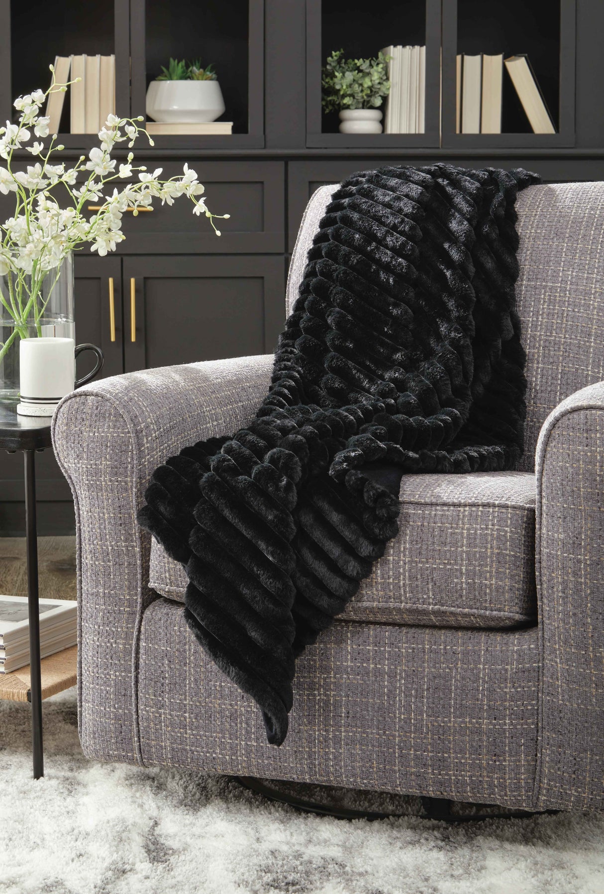 Alsonwell Black Throw by Ashley at Eve Furniture
