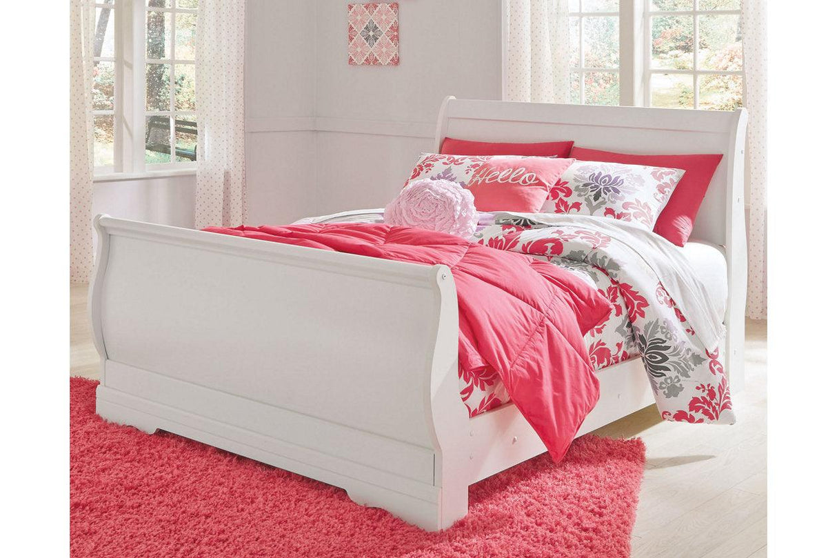 Anarasia White Full Sleigh Bed by Ashley at Eve Furniture