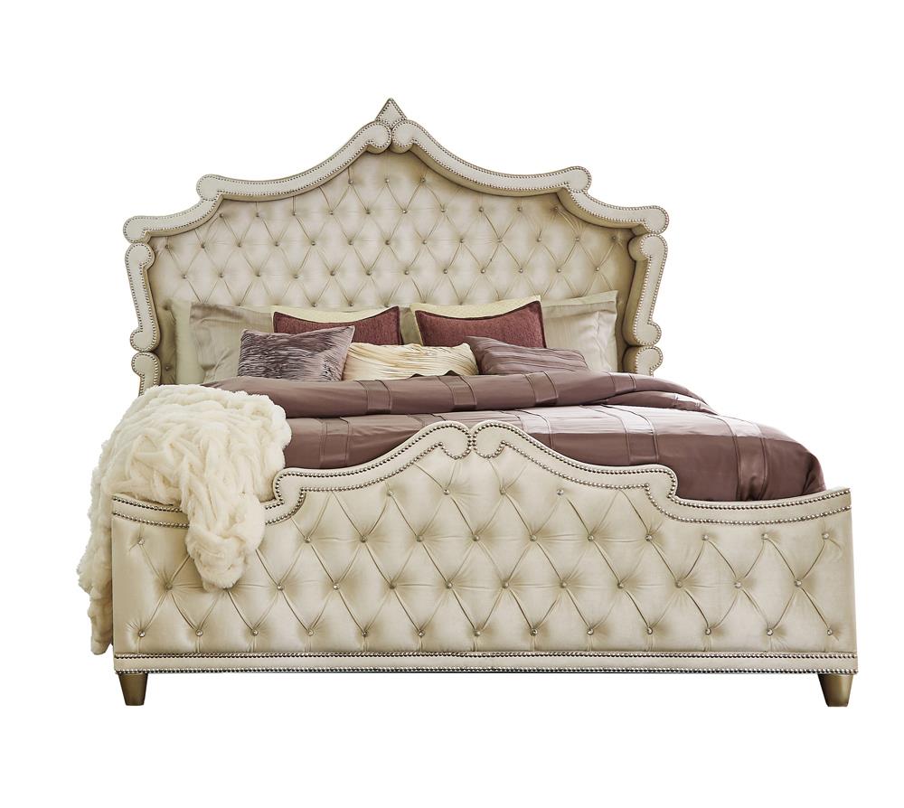 Antonella Ivory/Camel 4-Piece Upholstered Tufted Eastern King Bedroom Set