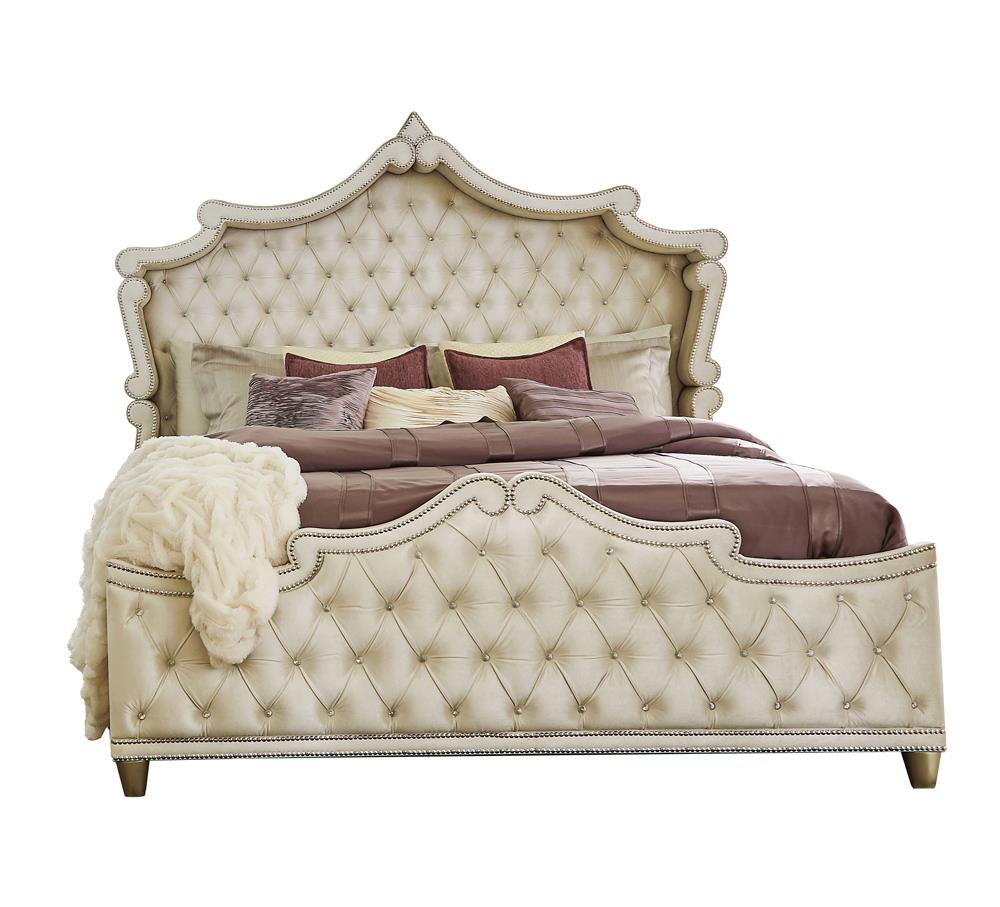 Antonella Ivory/Camel 5-Piece Upholstered Tufted California King Bedroom Set