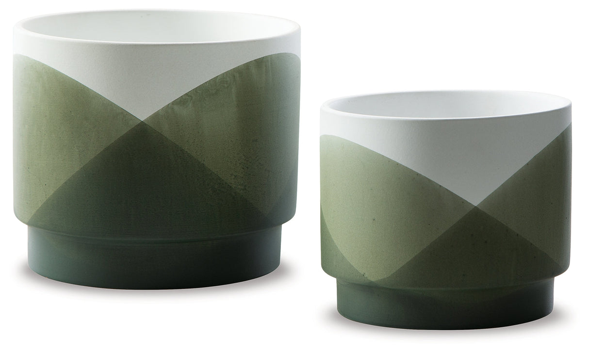 Ardenridge Green/White Planter by ASHLEY FURNITURE at Eve Furniture