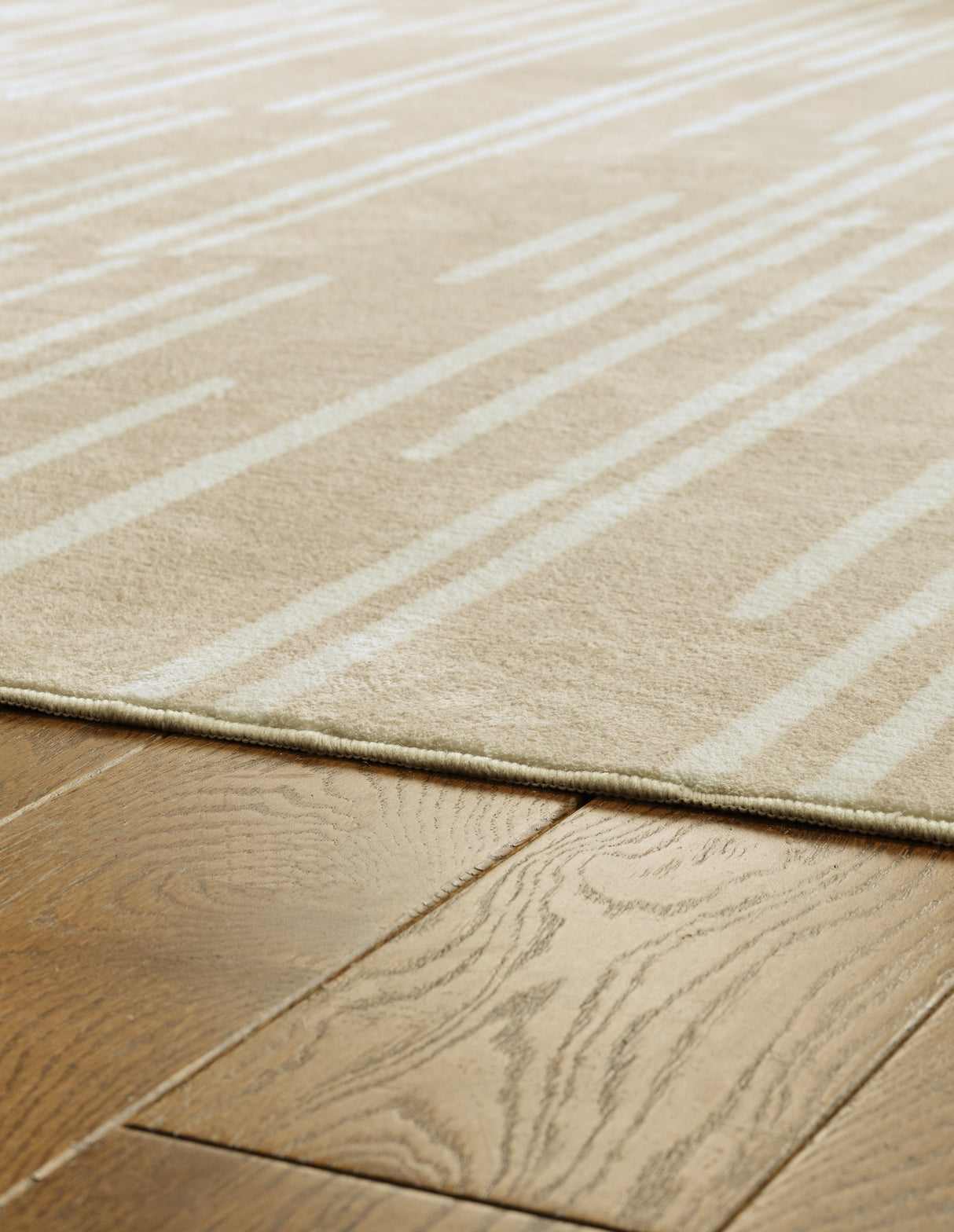 Ardenville Tan/Cream Medium Rug by Ashley at Eve Furniture