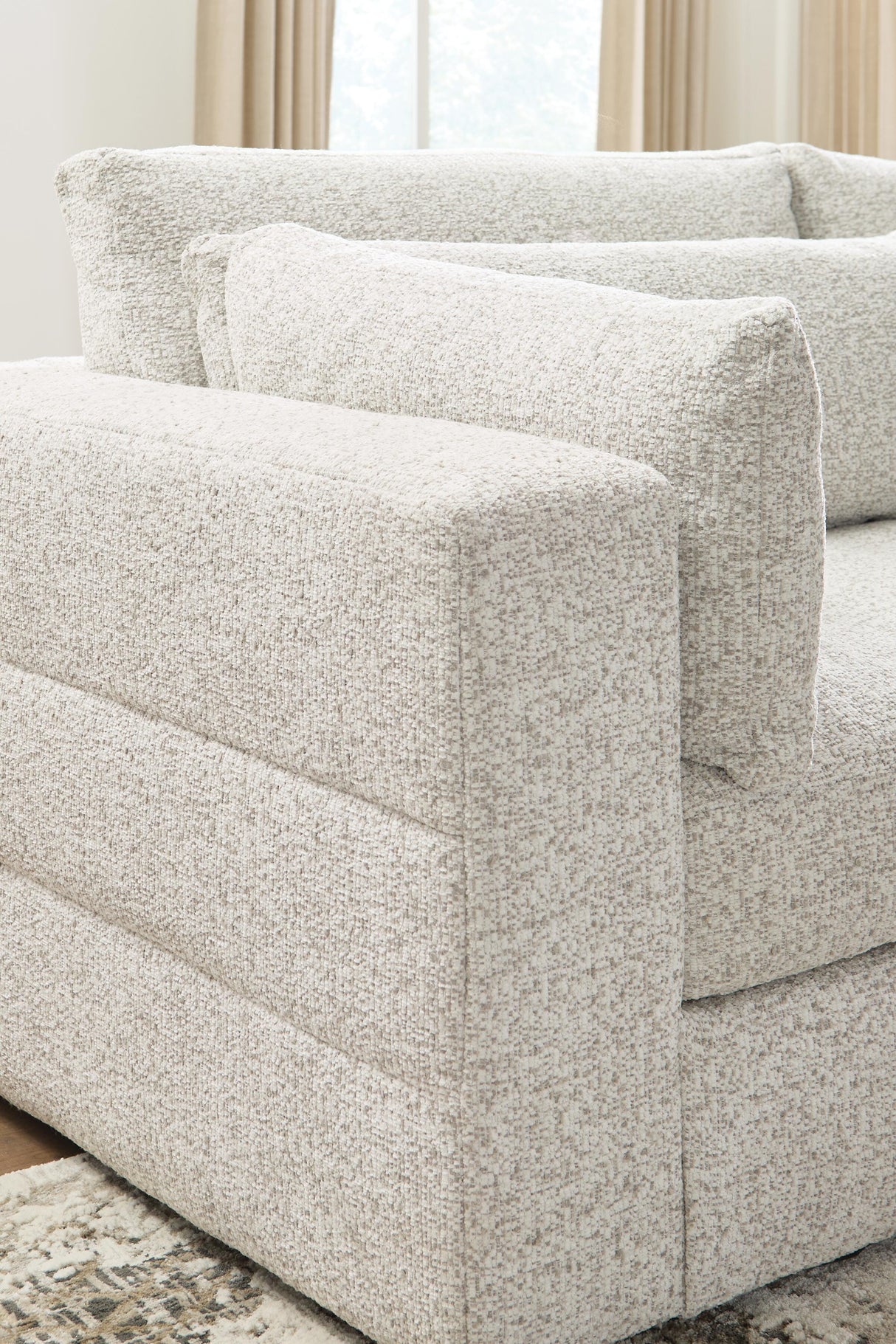 Ashbourne Estate Snowstone 6-Piece Sectional with RAF Chaise