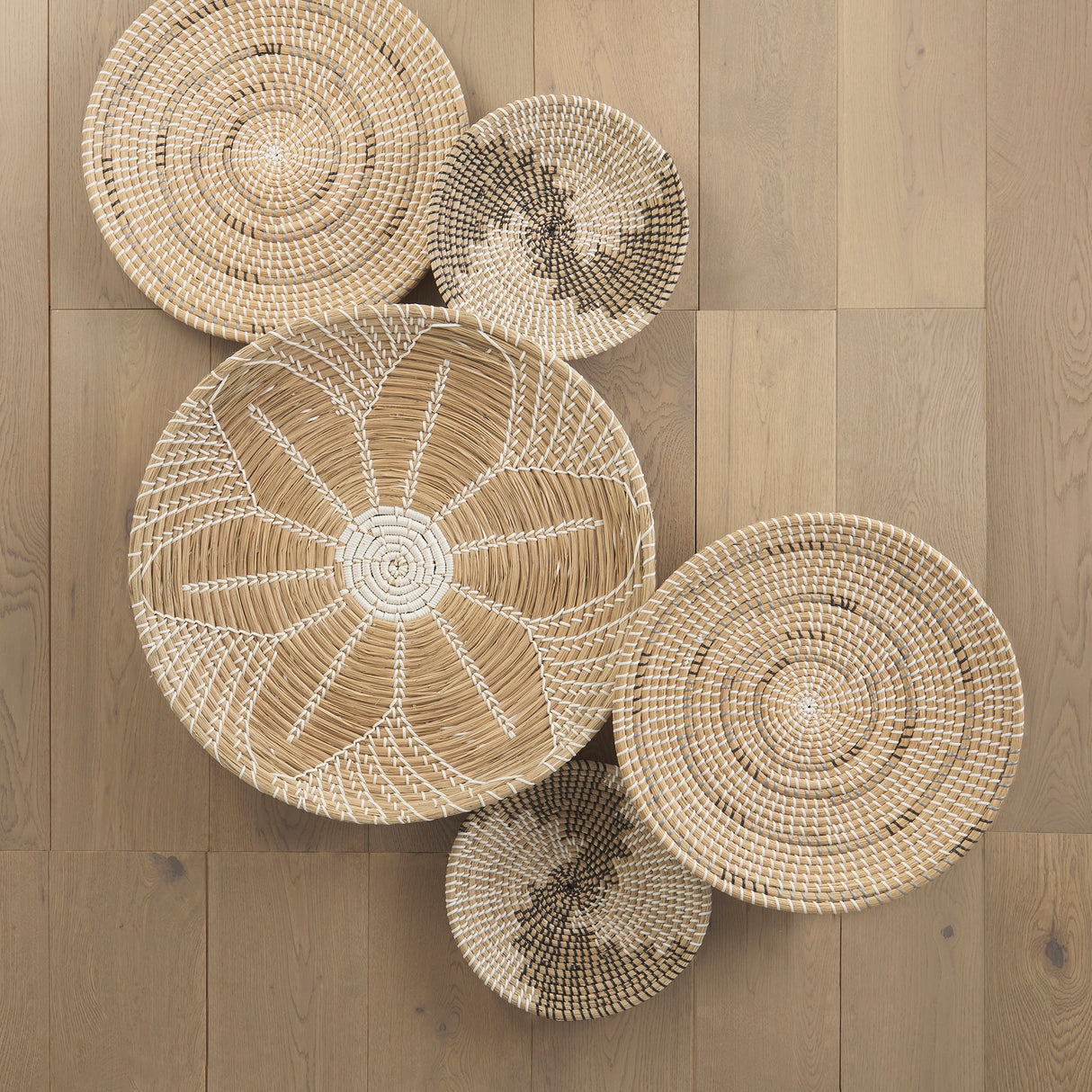 Avel Light Brown Seagrass W/Dark Brown String Round Wall Hanging Plate by Mercana at Eve Furniture