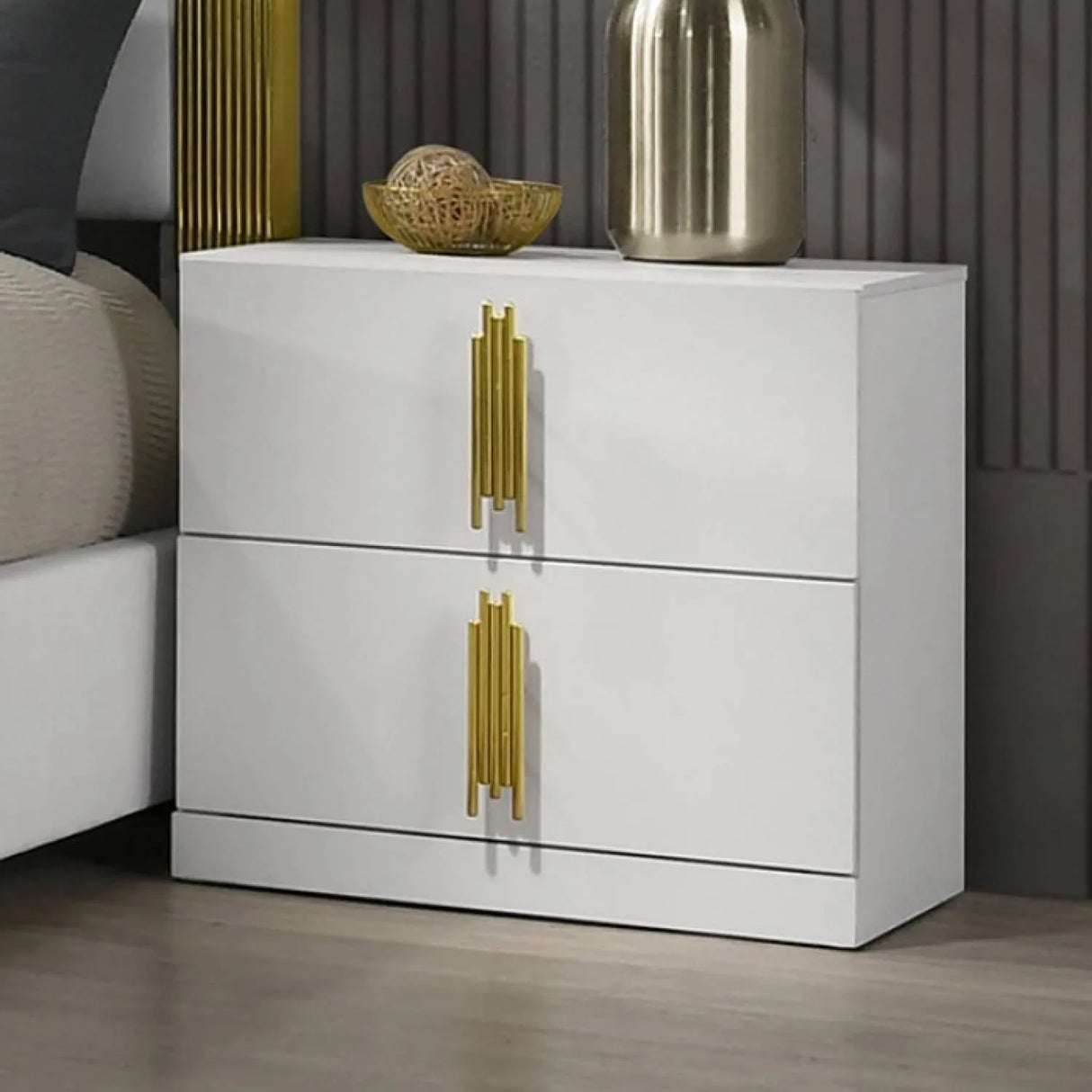 Basildon White/Gold 5-Piece Queen Bedroom Set by Furniture of America at Eve Furniture