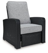 Beachcroft Black/Light Gray Outdoor Recliner