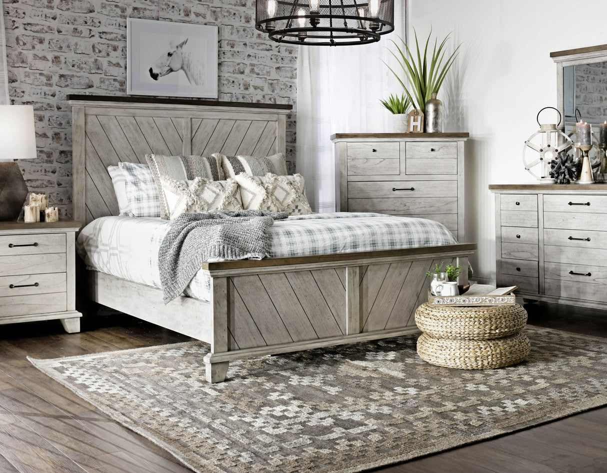 Bear Creek  4-Piece Queen Set(Q Bed/NS/Dresser/Mir)