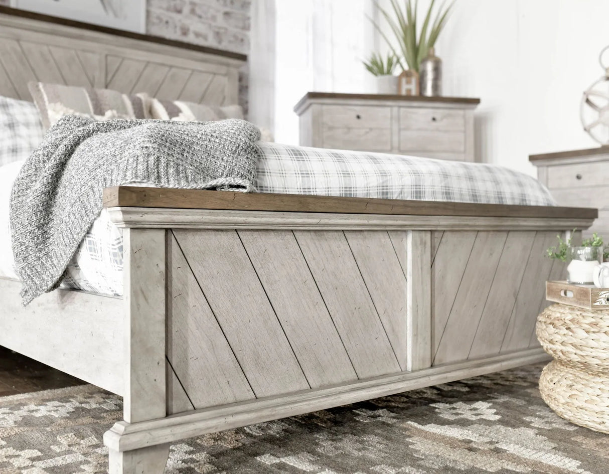 Bear Creek White/Smoke Bedroom Set by Steve Silver at Eve Furniture