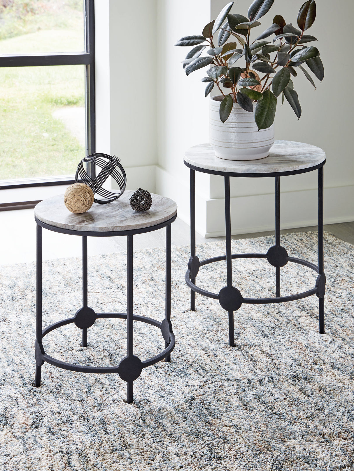 Beashaw Gray/Black Accent Table