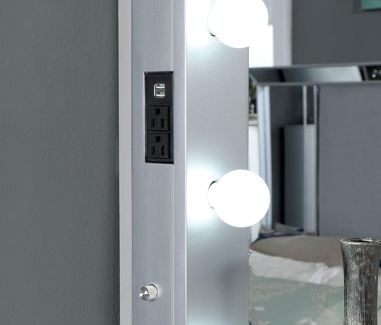 Belladonna Silver Mirror by Furniture of America at Eve Furniture