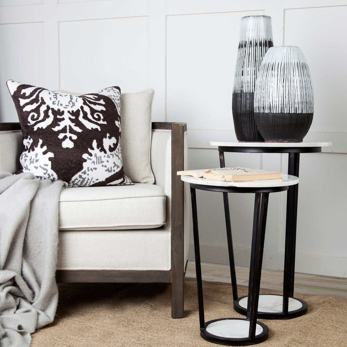 Bombola I (Small) 15L x 15W White Round Marble Top W/Black Metal Frame Accent Table by Mercana at Eve Furniture