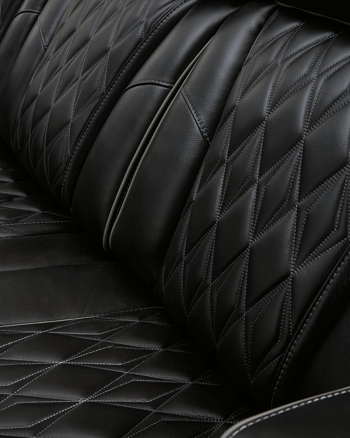 Boyington Black Power Recliner by Ashley at Eve Furniture