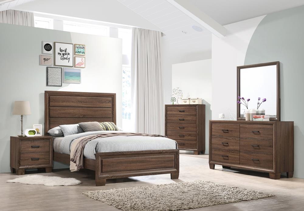 Brandon Medium Warm Brown 4-Piece Full Panel Bedroom Set