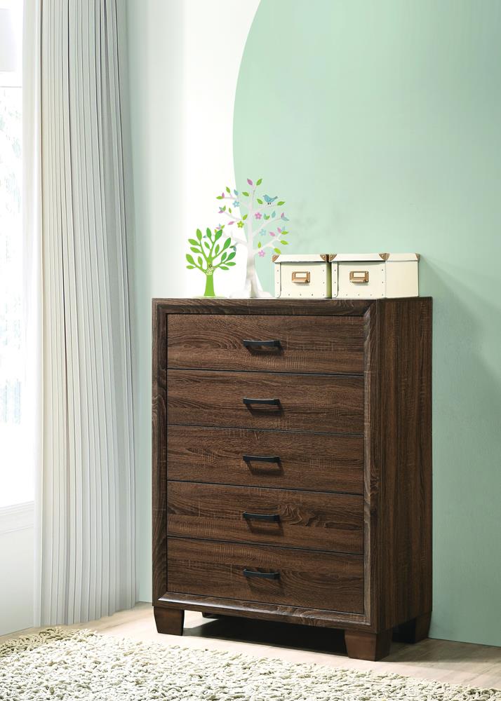 Brandon Medium Warm Brown 5-Drawer Chest