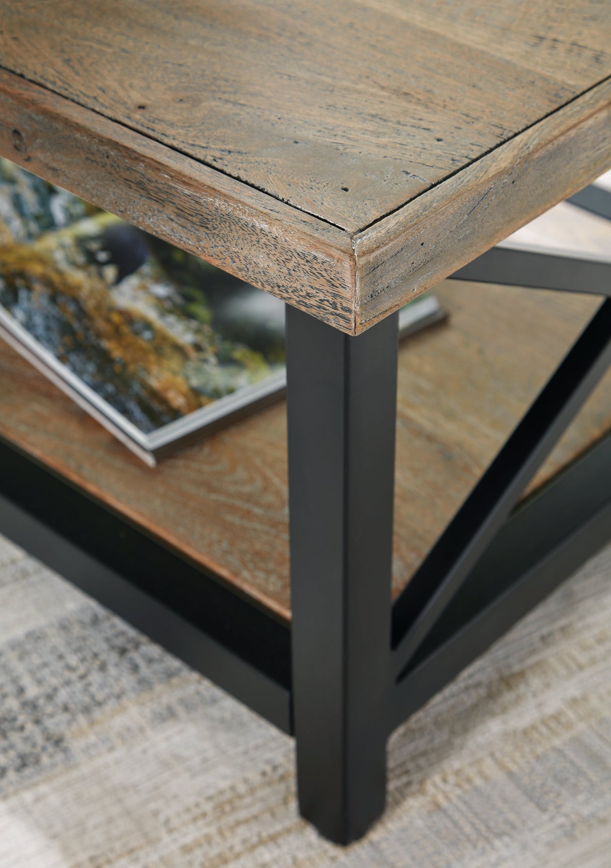 Bristenfort Brown/Black Coffee Table