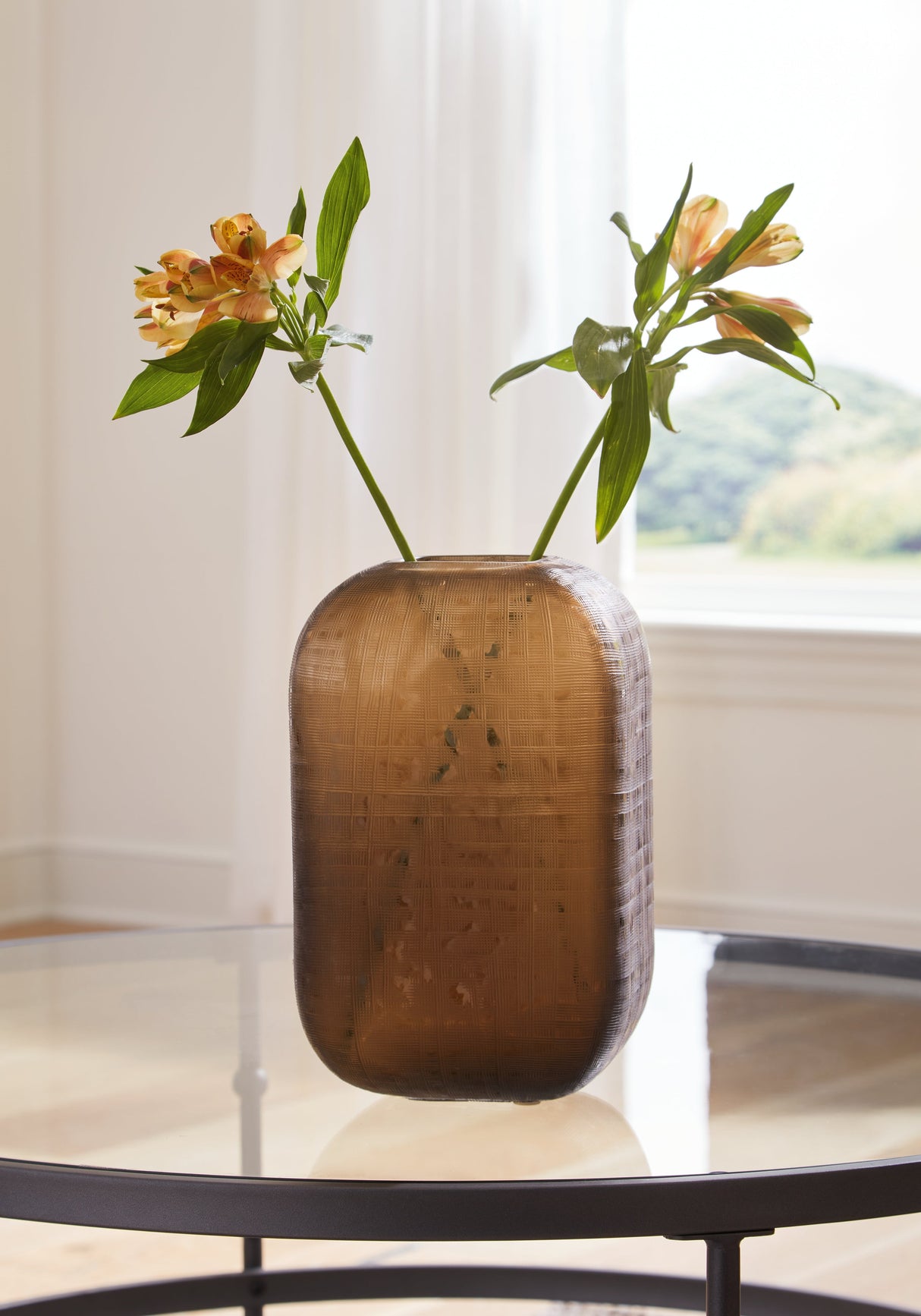 Capard Brown Vase by ASHLEY FURNITURE at Eve Furniture