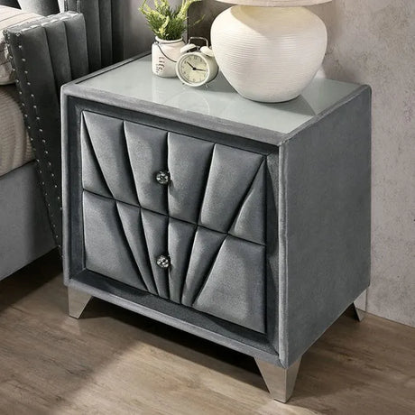 Carissa Gray 4-Piece Queen Bedroom Set by Furniture of America at Eve Furniture
