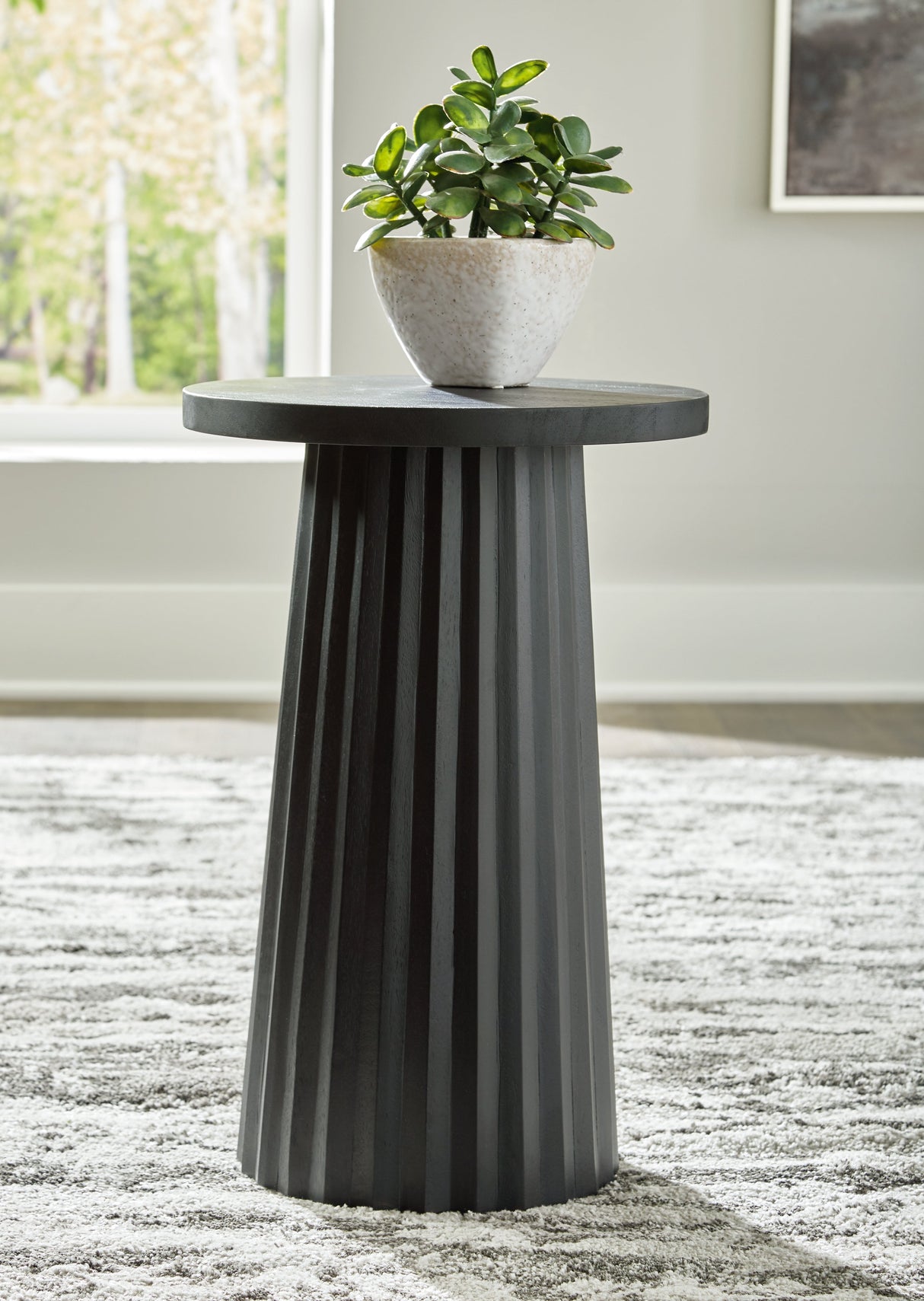 Ceilby Black Accent Table