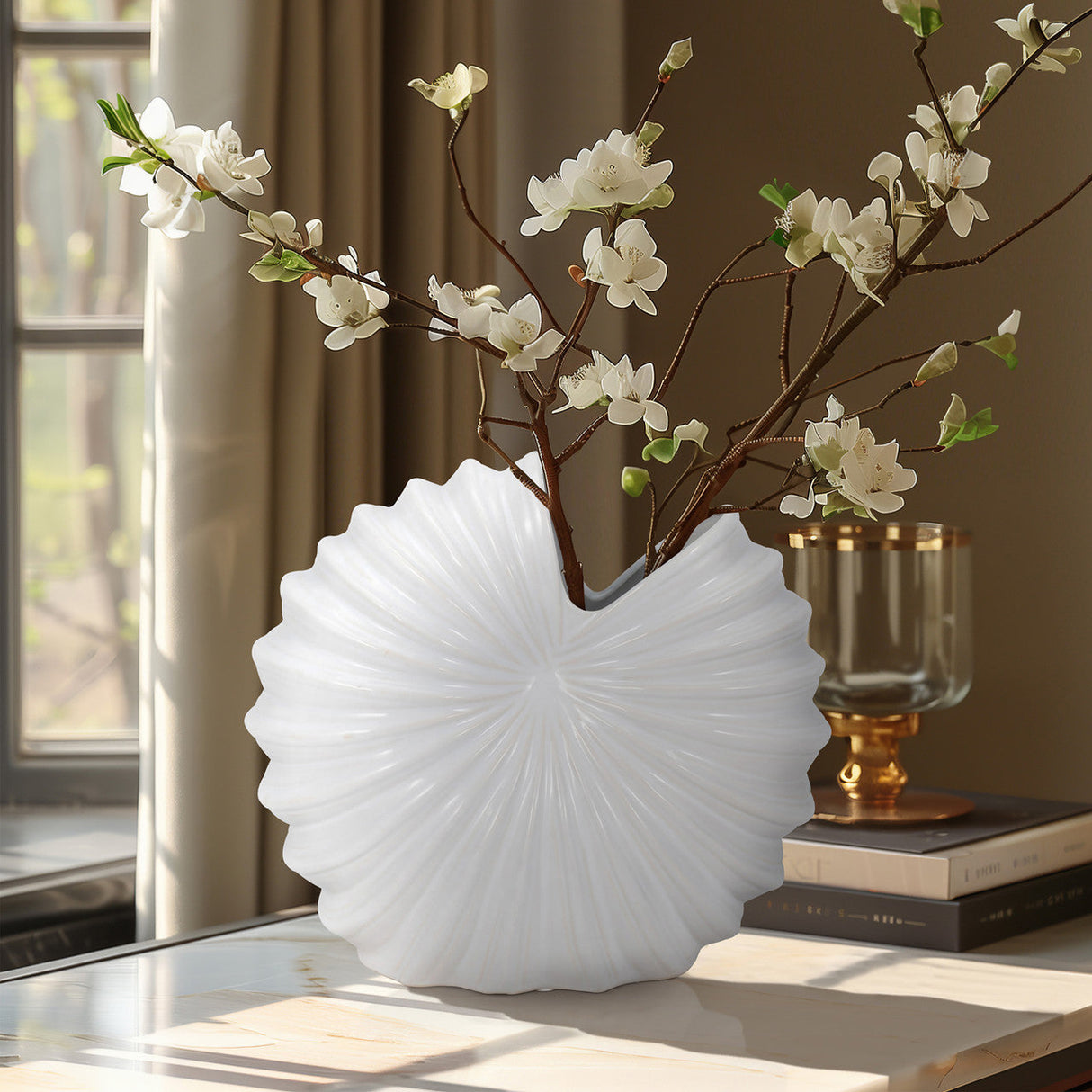 Cer, 12" Shell Vase, White