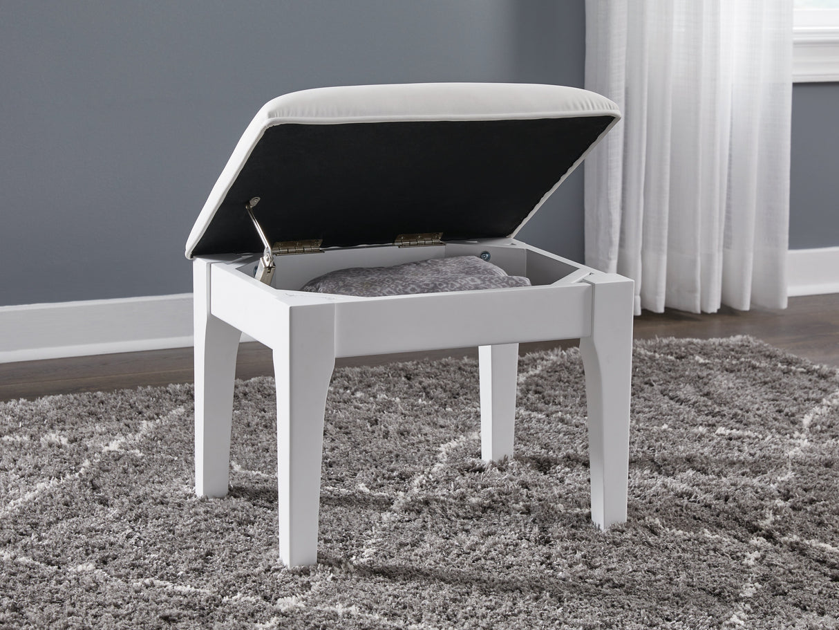 Chalanna White Vanity Stool