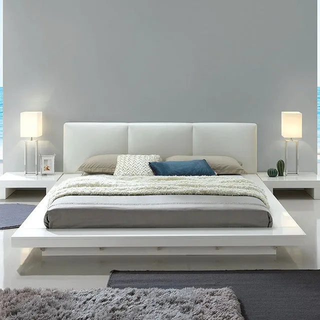 Christie White 4-Piece Queen Bedroom Set by Furniture of America at Eve Furniture