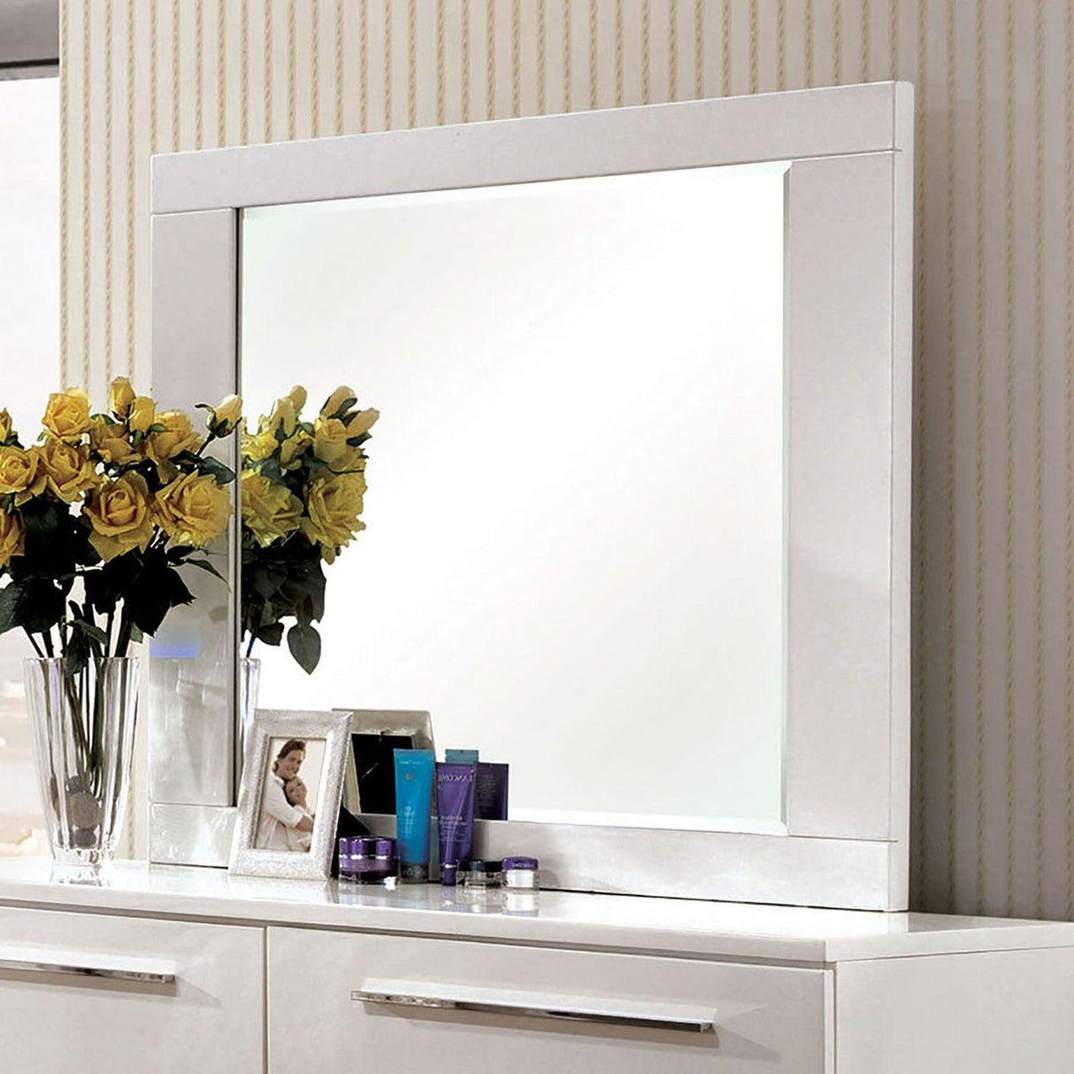 Clementine Glossy White Mirror by Furniture of America at Eve Furniture