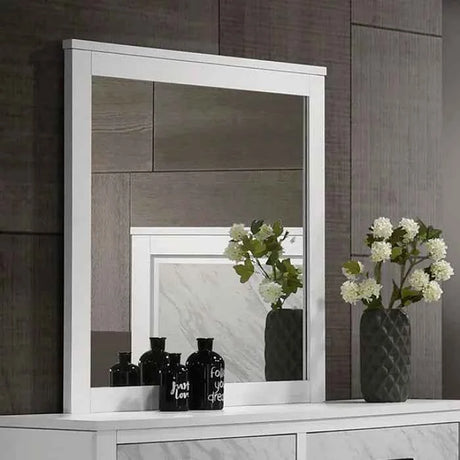 Darlene White 4-Piece Queen Bedroom Set by Furniture of America at Eve Furniture