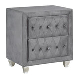 Deanna Gray 5-Piece Tufted California King Bedroom Set