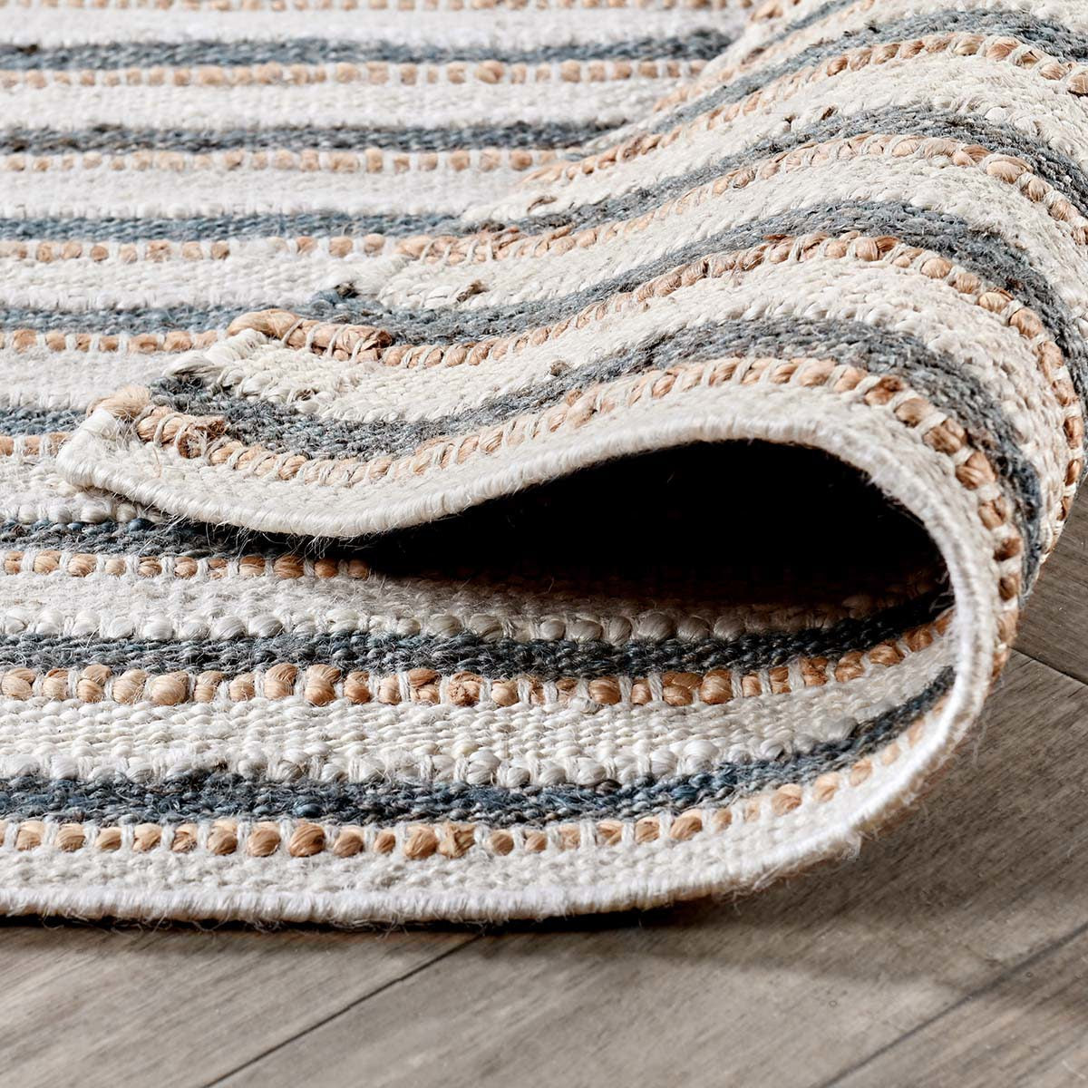 Del Mar Ivory/Aqua Rug by Classic Home at Eve Furniture