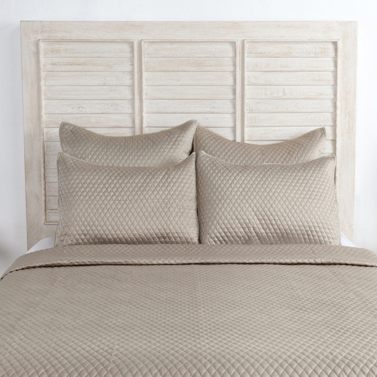 Diamond Pebble Quilt Collection by Classic Home at Eve Furniture