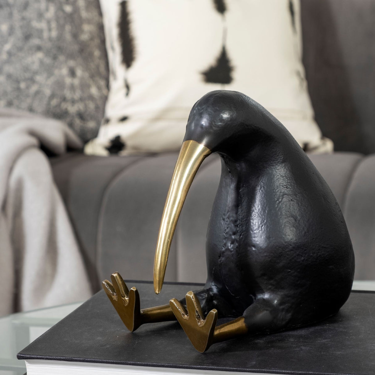 Dodo Kiwi 7L x 4W Black Cast Aluminum Mauritian Bird Sculpture by Mercana at Eve Furniture