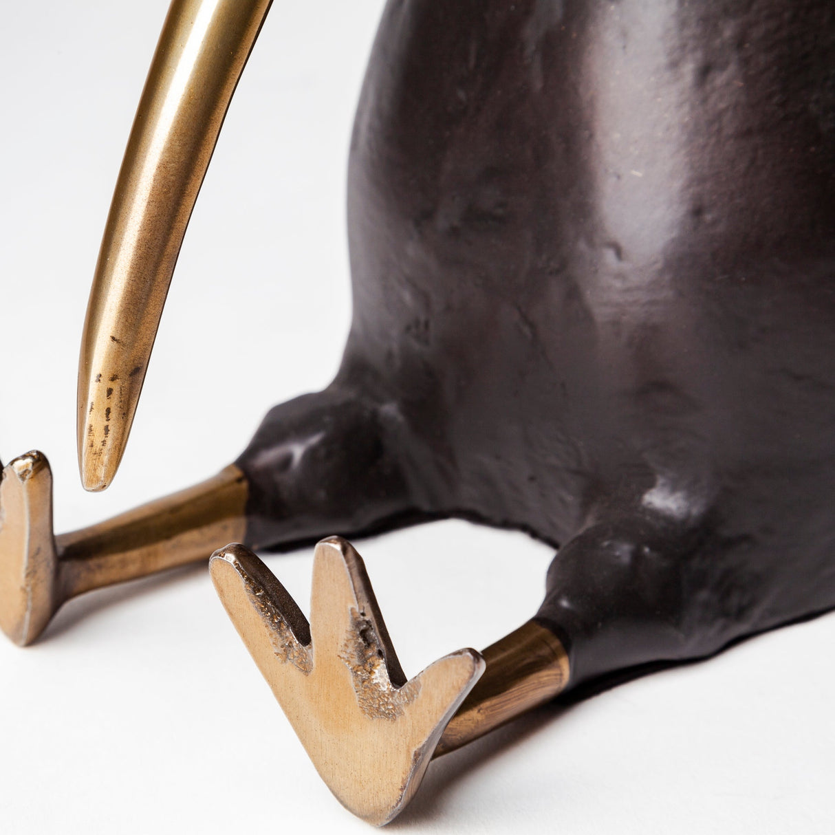 Dodo Kiwi 7L x 4W Black Cast Aluminum Mauritian Bird Sculpture by Mercana at Eve Furniture