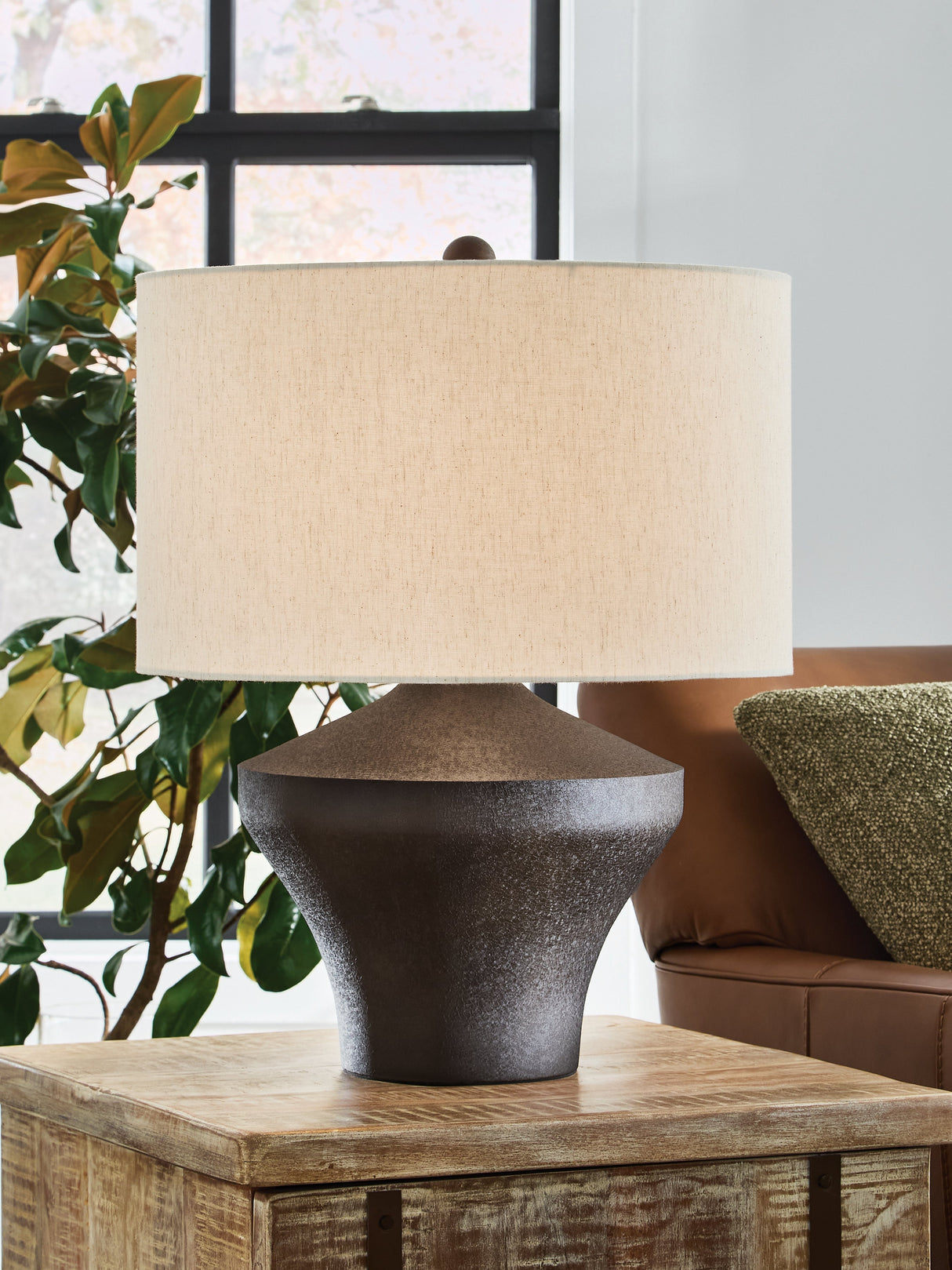 Dolanham Distressed Brown Table Lamp by ASHLEY FURNITURE at Eve Furniture