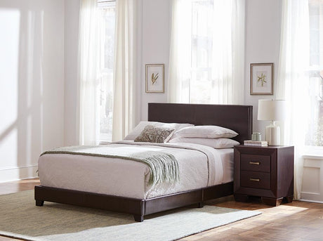 Dorian Brown/Dark Cocoa 4-Piece Queen Bedroom Set