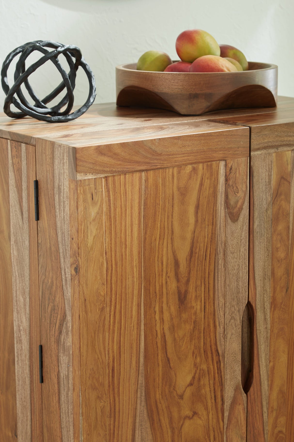 Dressonni Brown Bar Cabinet