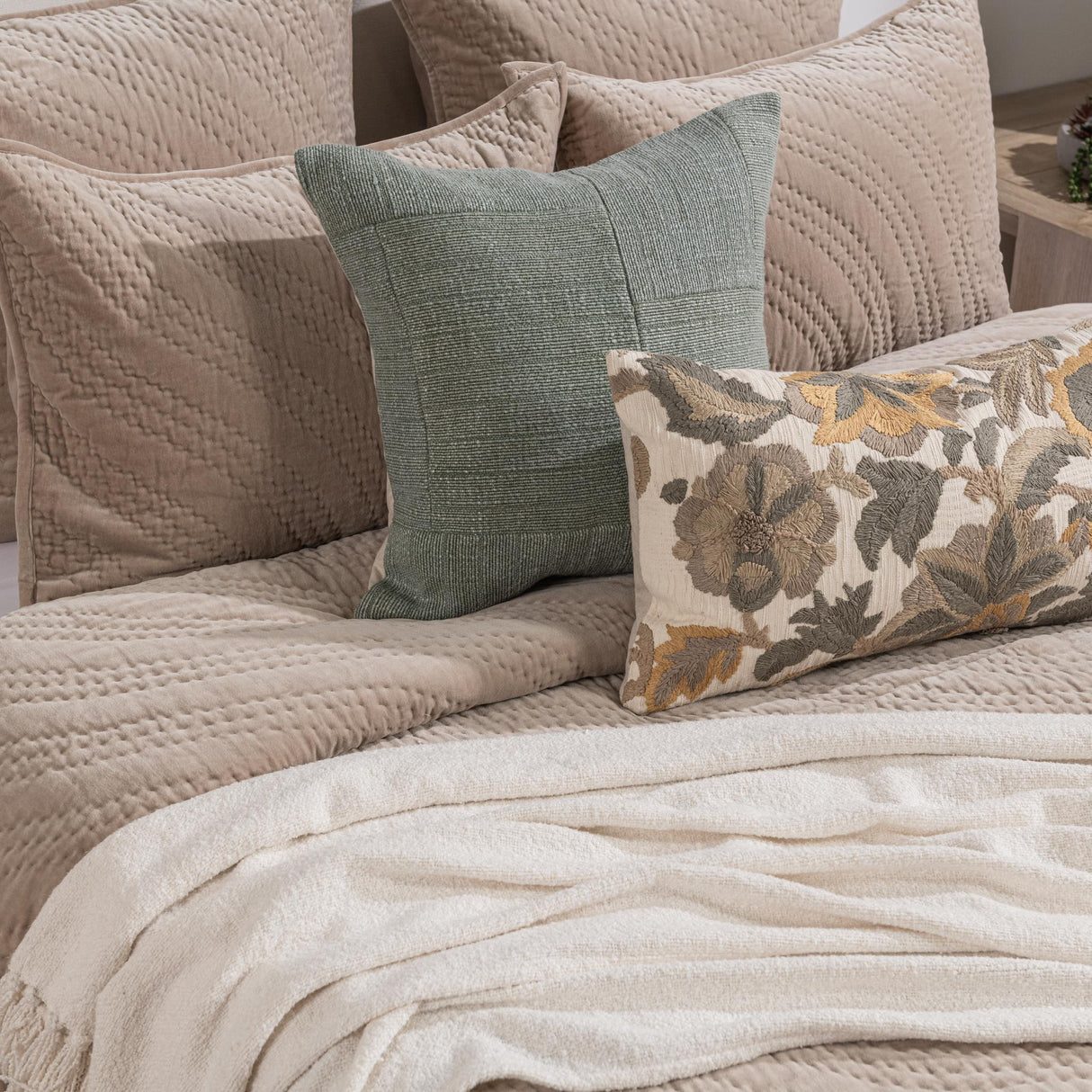 Elms Velvet Pebble Velvet Quilt Collection by Classic Home at Eve Furniture