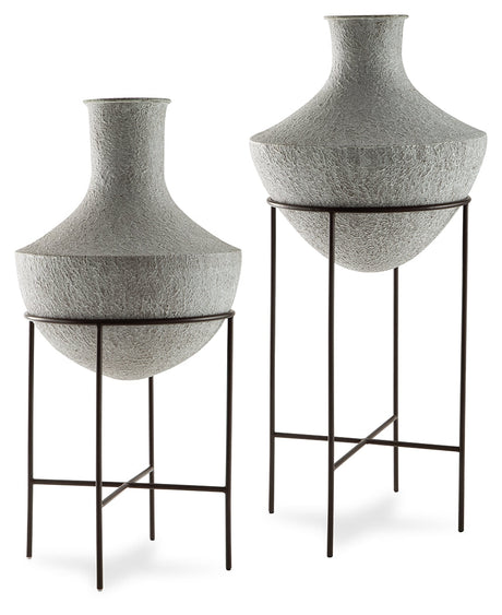 Estonbank Vase Set by Ashley at Eve Furniture