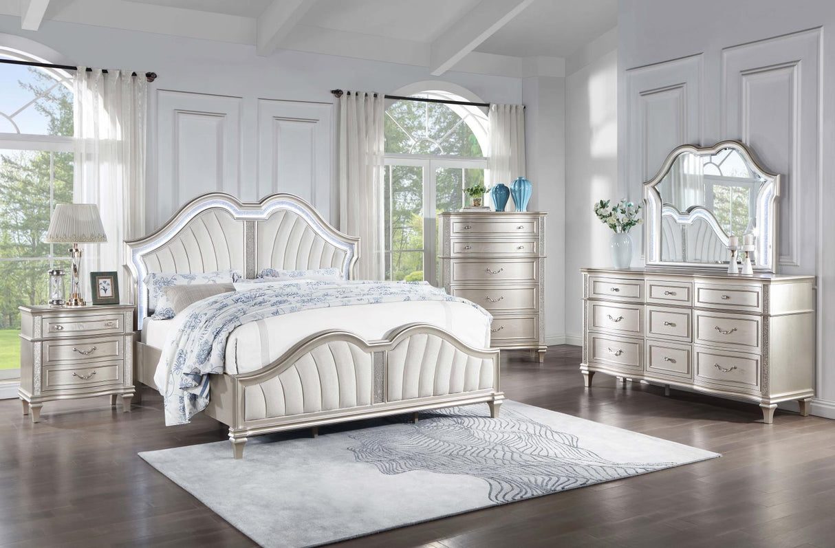 Evangeline Ivory/Silver Oak 5-Piece Upholstered Platform Queen Bedroom Set