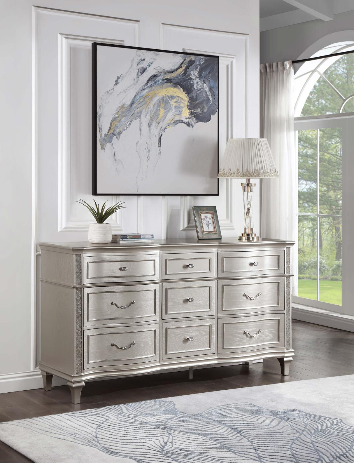 Evangeline Silver Oak 9-Drawer Dresser