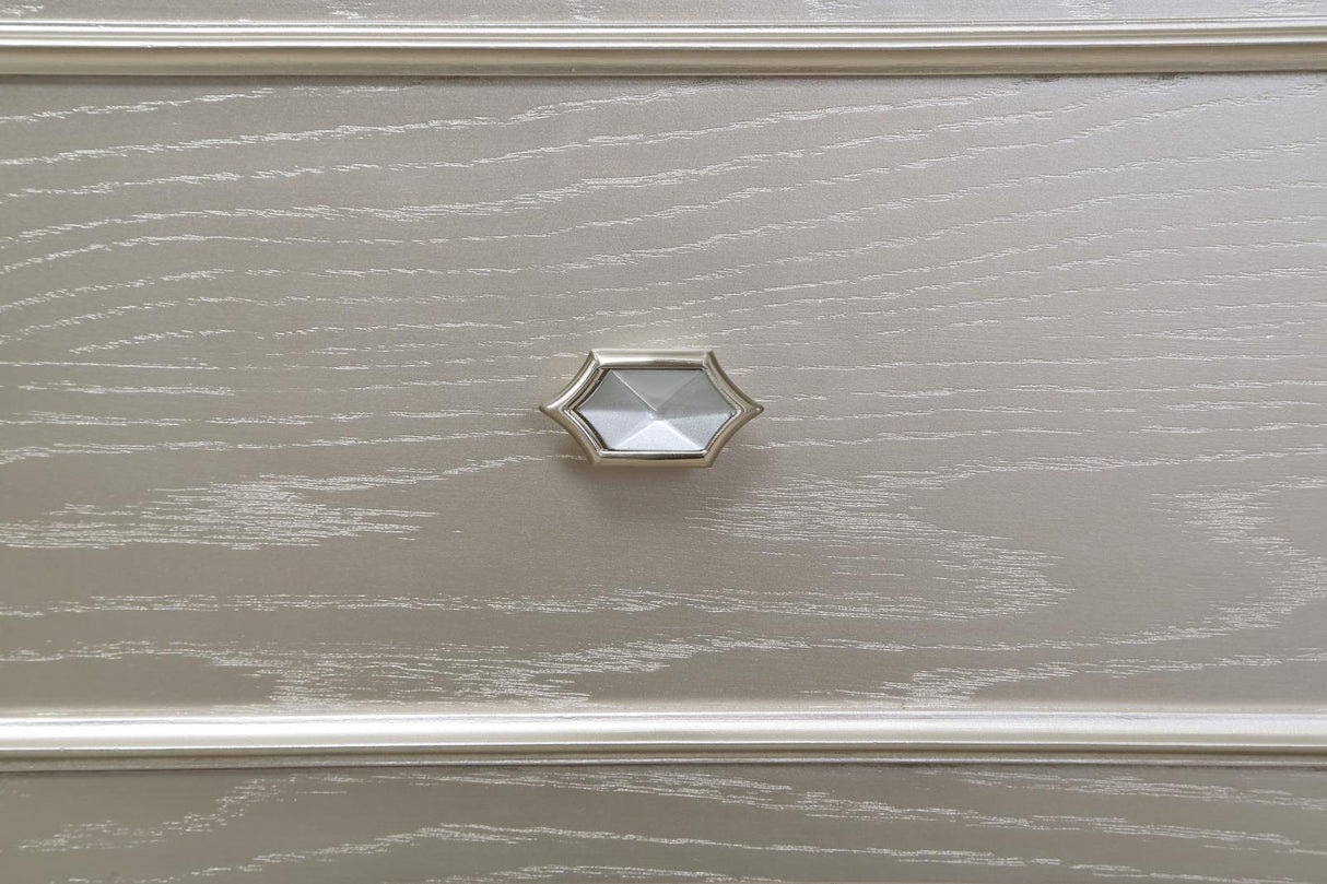 Evangeline Silver and Ivory 4-drawer Vanity Table with Faux Diamond Trim by Coaster at Eve Furniture