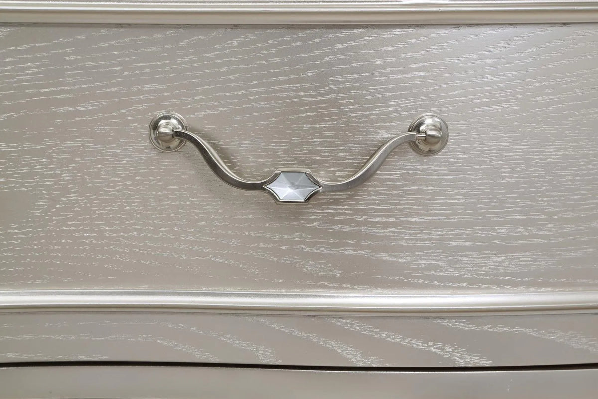 Evangeline Silver Oak 6-Drawer Chest by Coaster at Eve Furniture