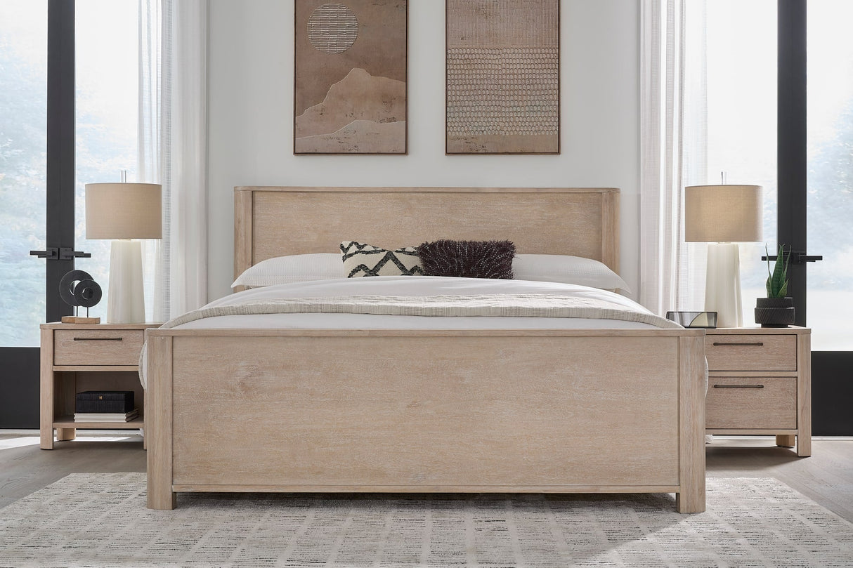 Evelyn Saltwood California King Wood Bed
