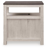 Fendenmore Two-tone Chairside End Table by Ashley at Eve Furniture