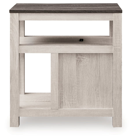Fendenmore Two-tone Chairside End Table by Ashley at Eve Furniture