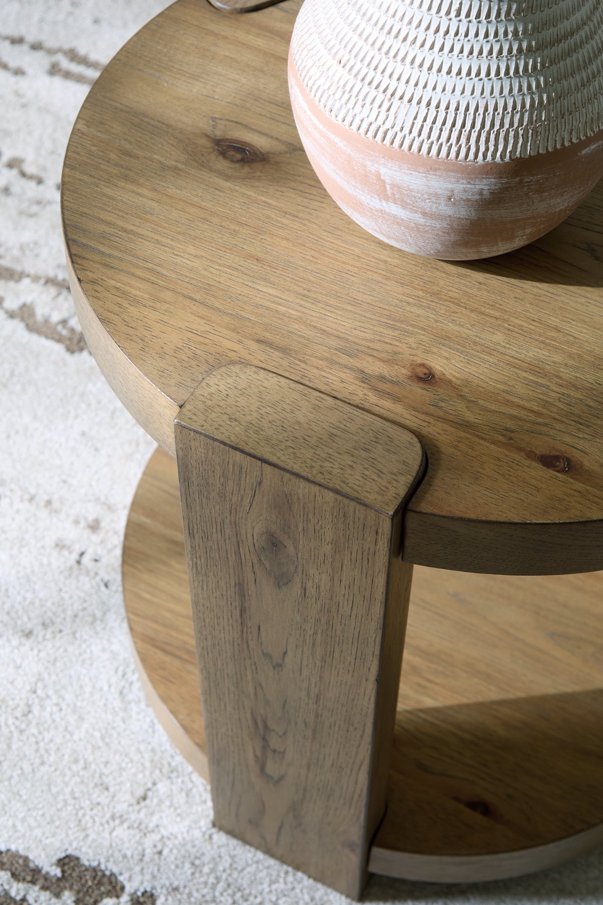 Flangren Light Brown End Table by Ashley at Eve Furniture
